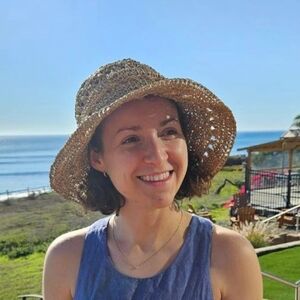 Meet your Posher, Abigail!